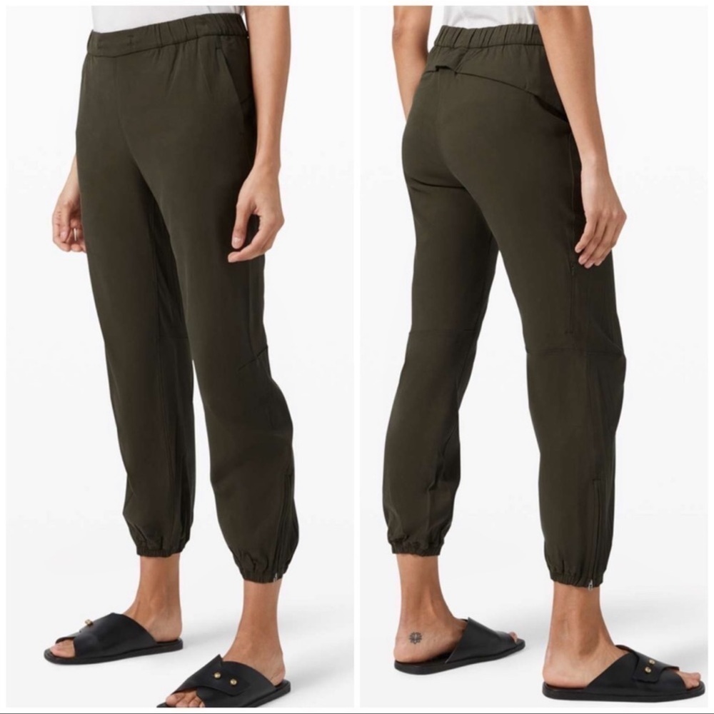 Lululemon Essential Affinity Mid Rise Jogger olive green